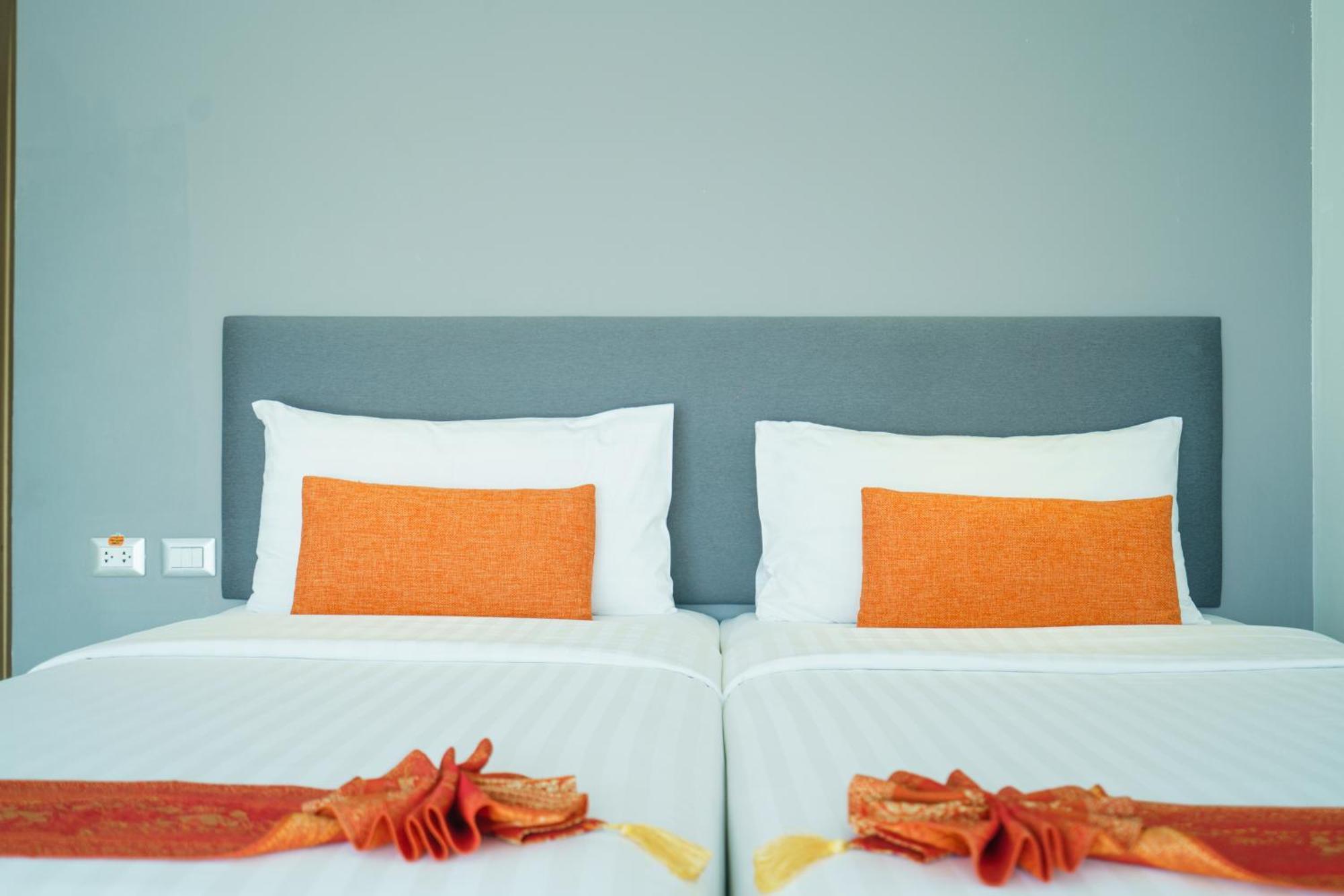 Chabana Kamala Hotel Экстерьер фото