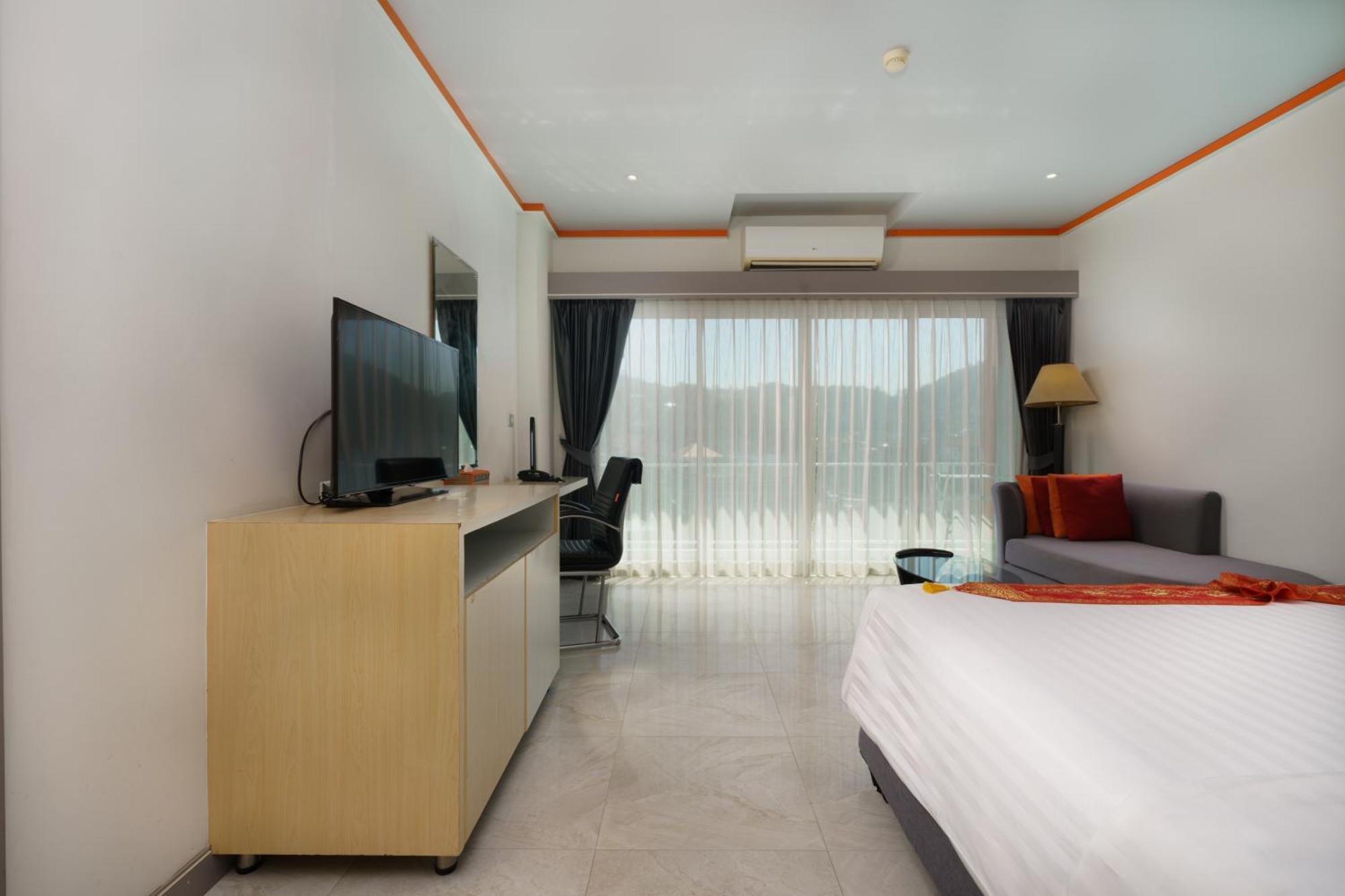 Chabana Kamala Hotel Экстерьер фото